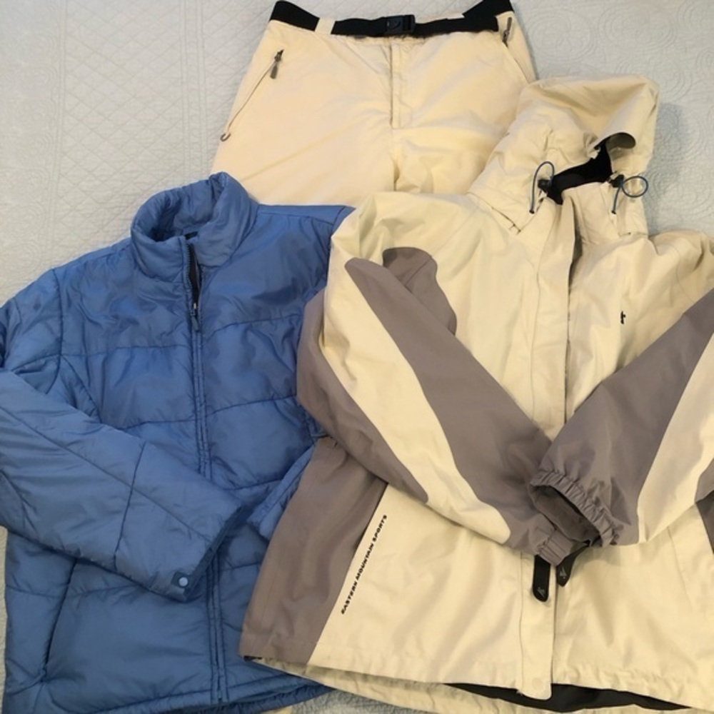 Eastern Mountain Sports 3 piece ski snowboard winter sports bundle. Women’s XL. - Picture 1 of 7